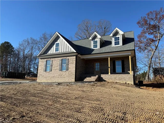 $549,500 | 2931 Reginas Way, Randleman, NC 27317