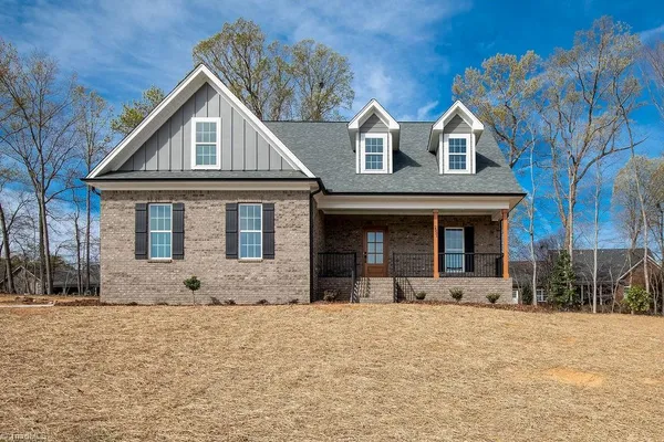 $549,500 | 2931 Reginas Way, Randleman, NC 27317