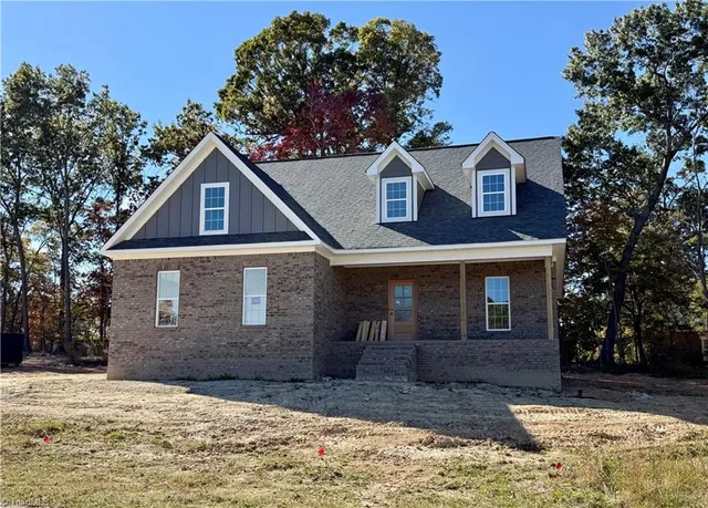 $549,500 | 2931 Reginas Way, Randleman, NC 27317