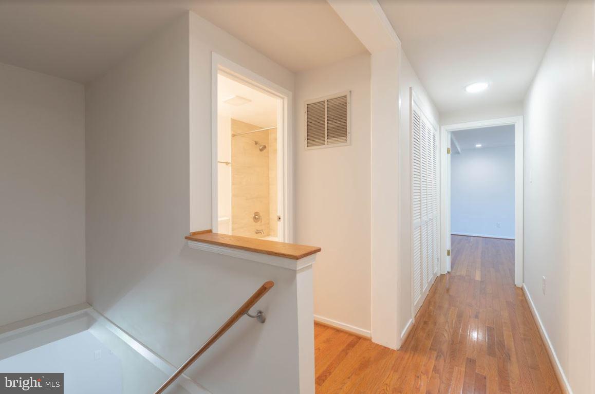 7804 Chicago Avenue Silver Spring, MD 20910 - Photo 10 of 26 Gallery Image 10