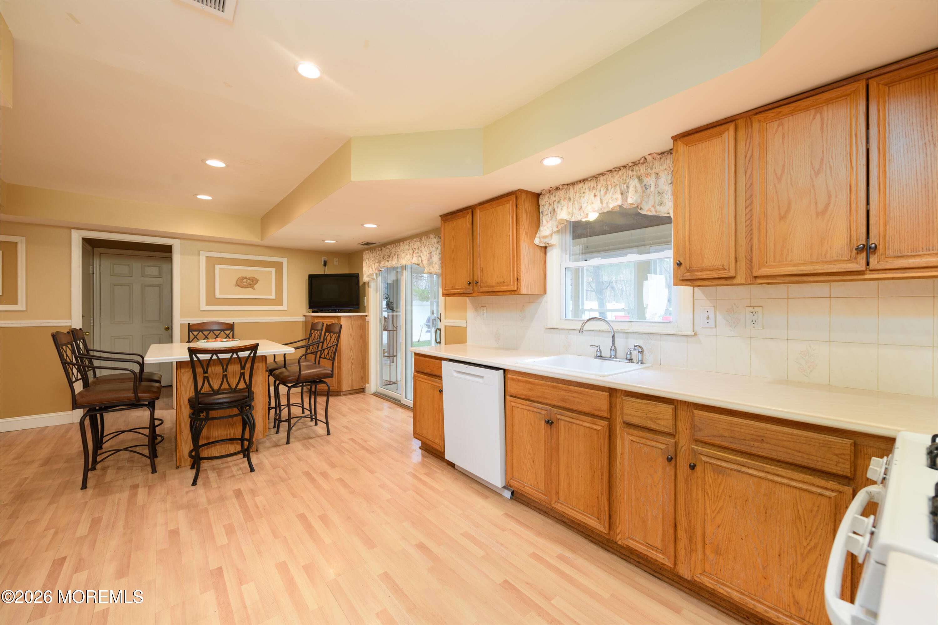 4 Colgate Court Hazlet, NJ 07730 - Photo 10 of 43 BAP_3308-Edit