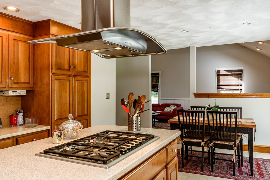 1 Solomon Pierce Road Lexington, MA 02420 - Photo 13 of 28 Gallery Image 13