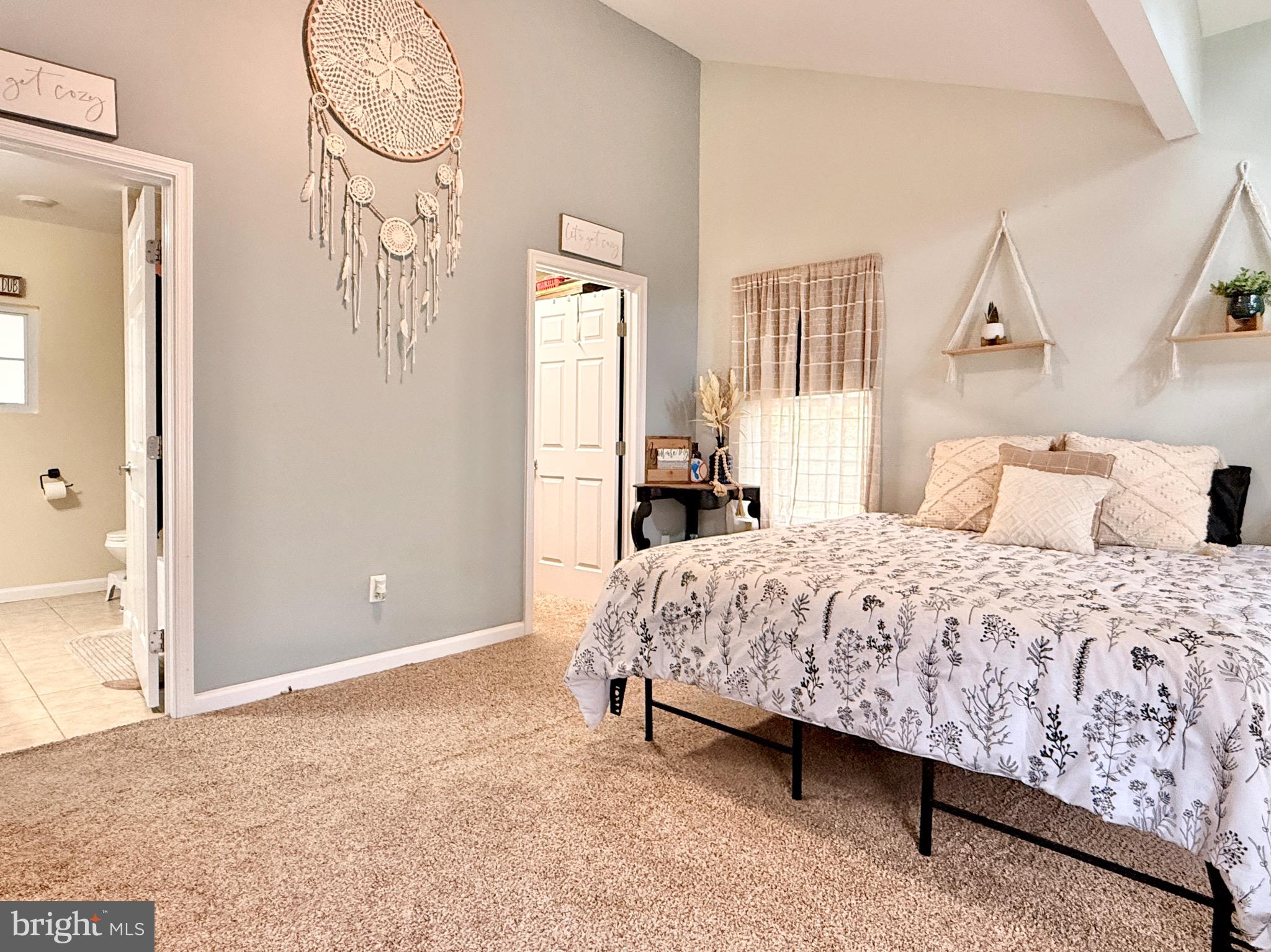 1325 Janvier Road Williamstown, NJ 08094 - Photo 10 of 32 a bedroom with a bed and a window