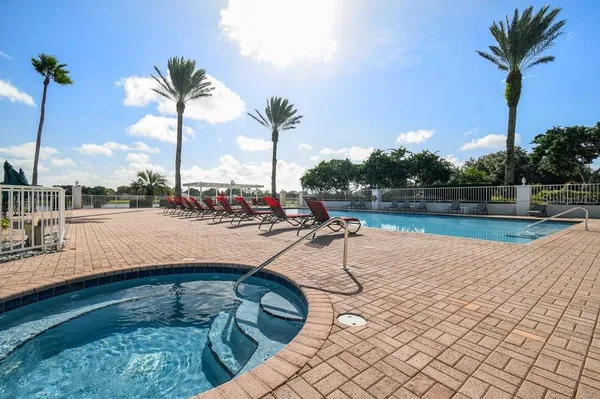 $2,245 | 8983 Wade Street, Unit 9306, Weeki Wachee, FL 34613