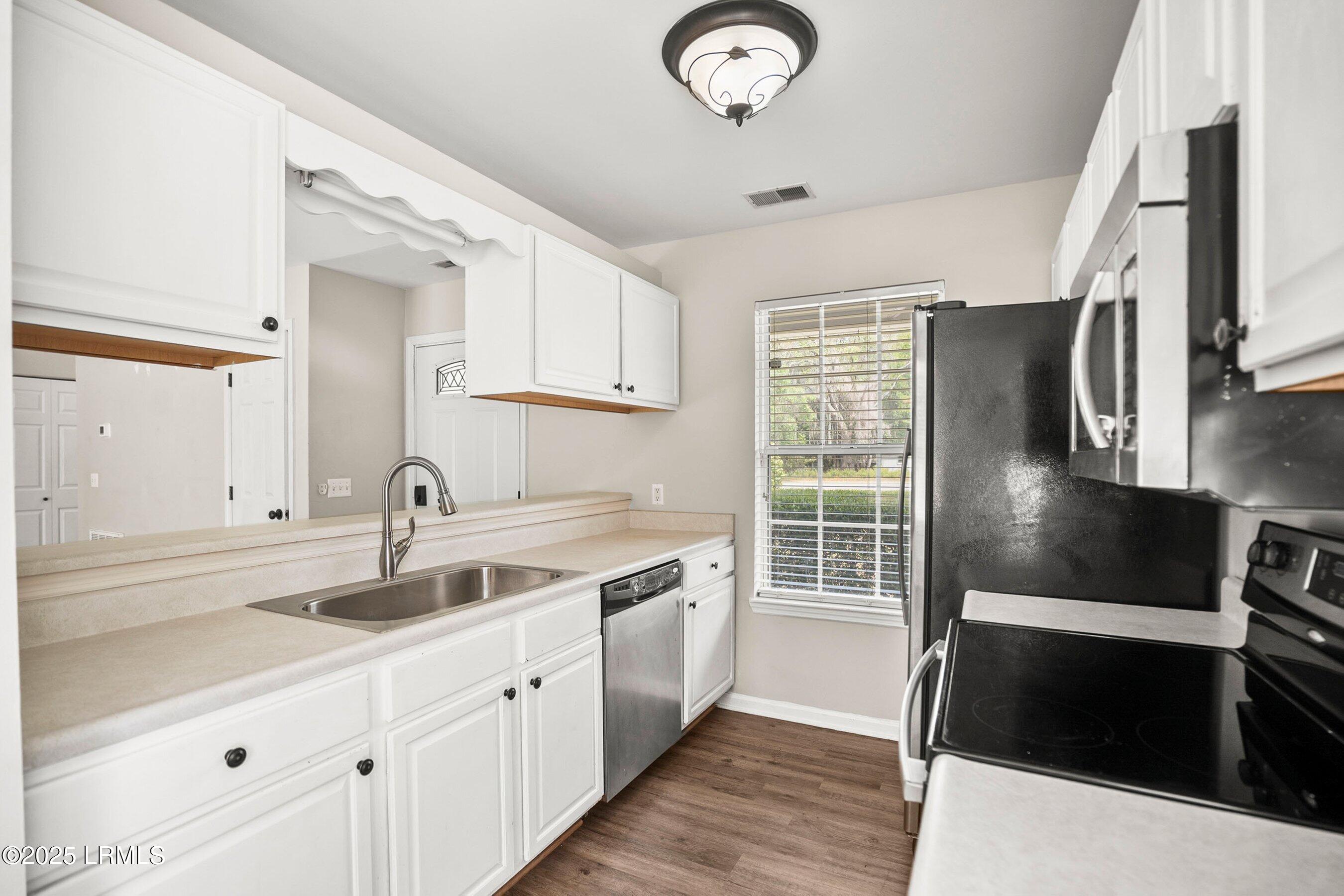 2718 Waddell Road Beaufort, SC 29902 - Photo 11 of 43 DSC03979-50.jpg-SMALL