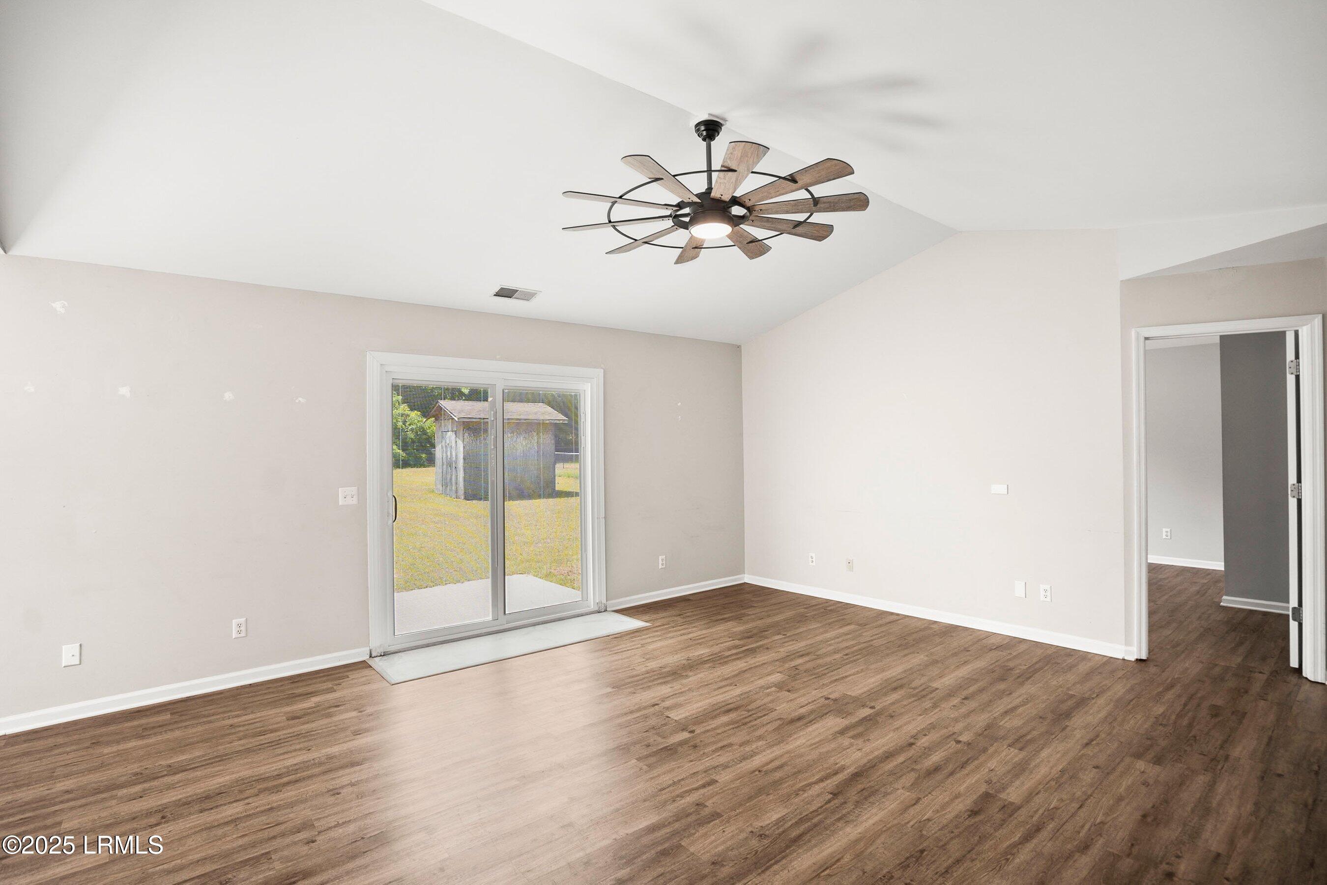 2718 Waddell Road Beaufort, SC 29902 - Photo 6 of 43 DSC03954-25.jpg-SMALL