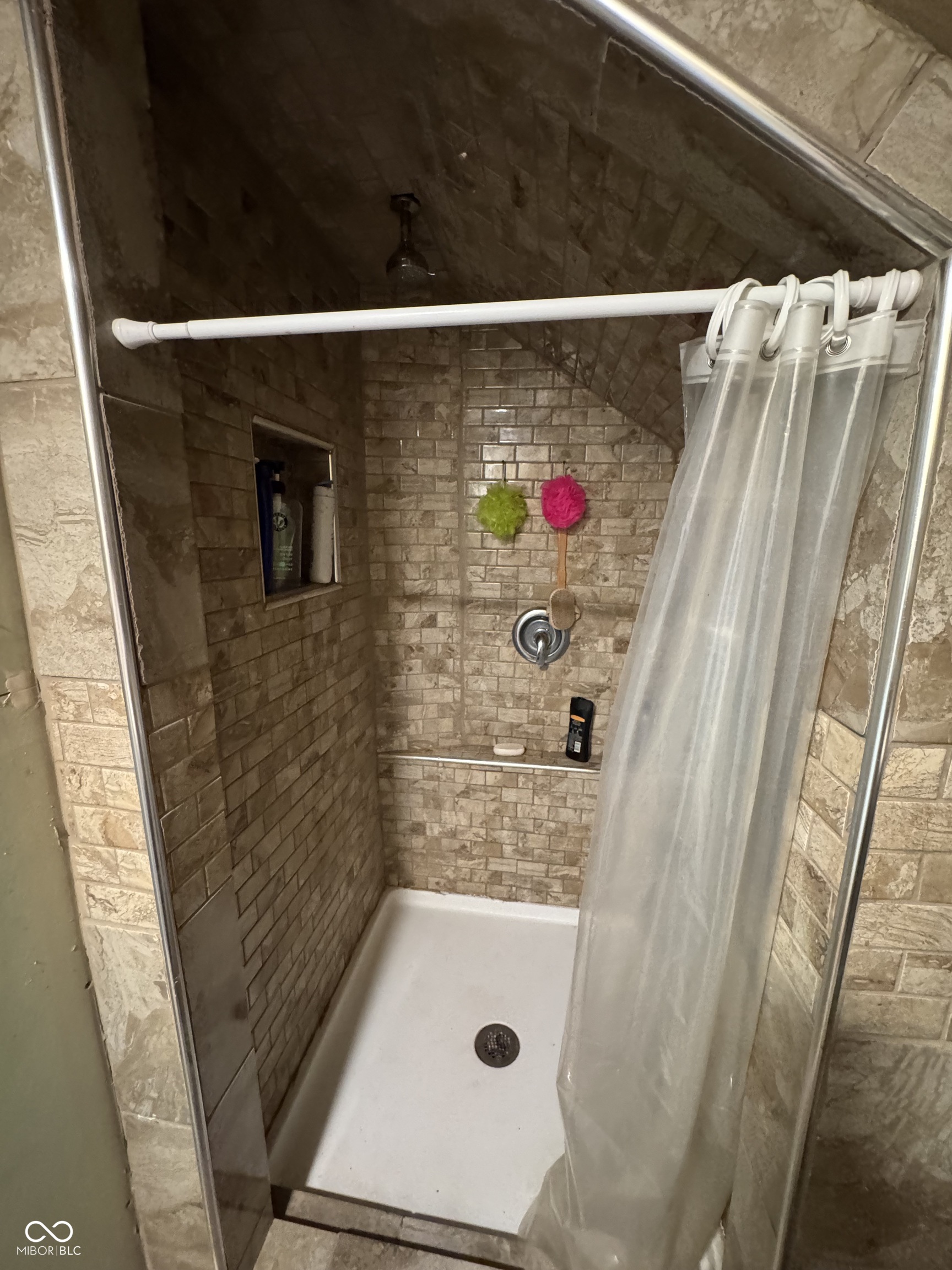 1023 North Kealing Avenue Indianapolis, IN 46201 - Photo 19 of 25