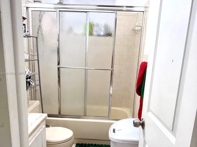 $890,000 | 2914 Southwest 92nd Court, Miami, FL 33165