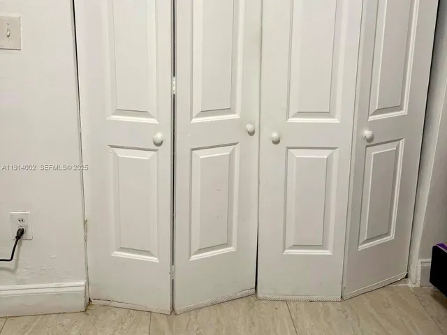 $890,000 | 2914 Southwest 92nd Court, Miami, FL 33165