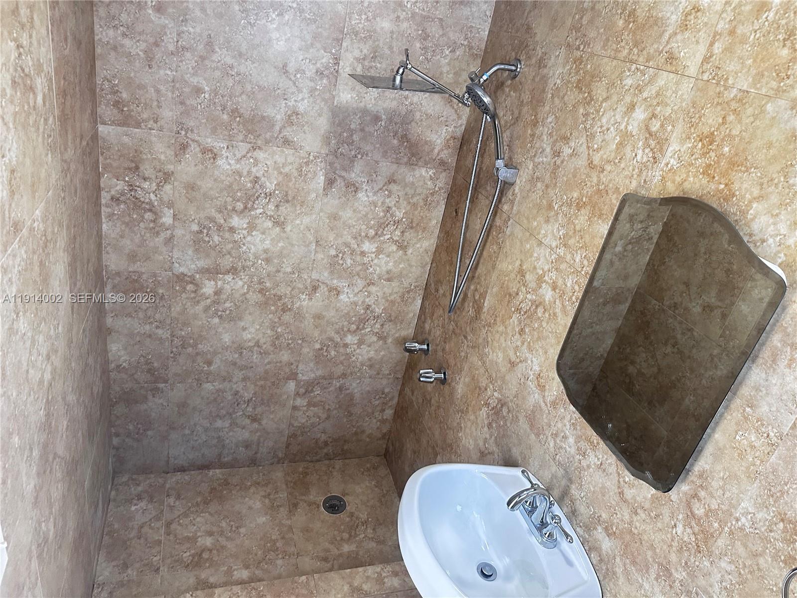 2914 Southwest 92nd Court Miami, FL 33165 - Photo 25 of 39 Master bedroom