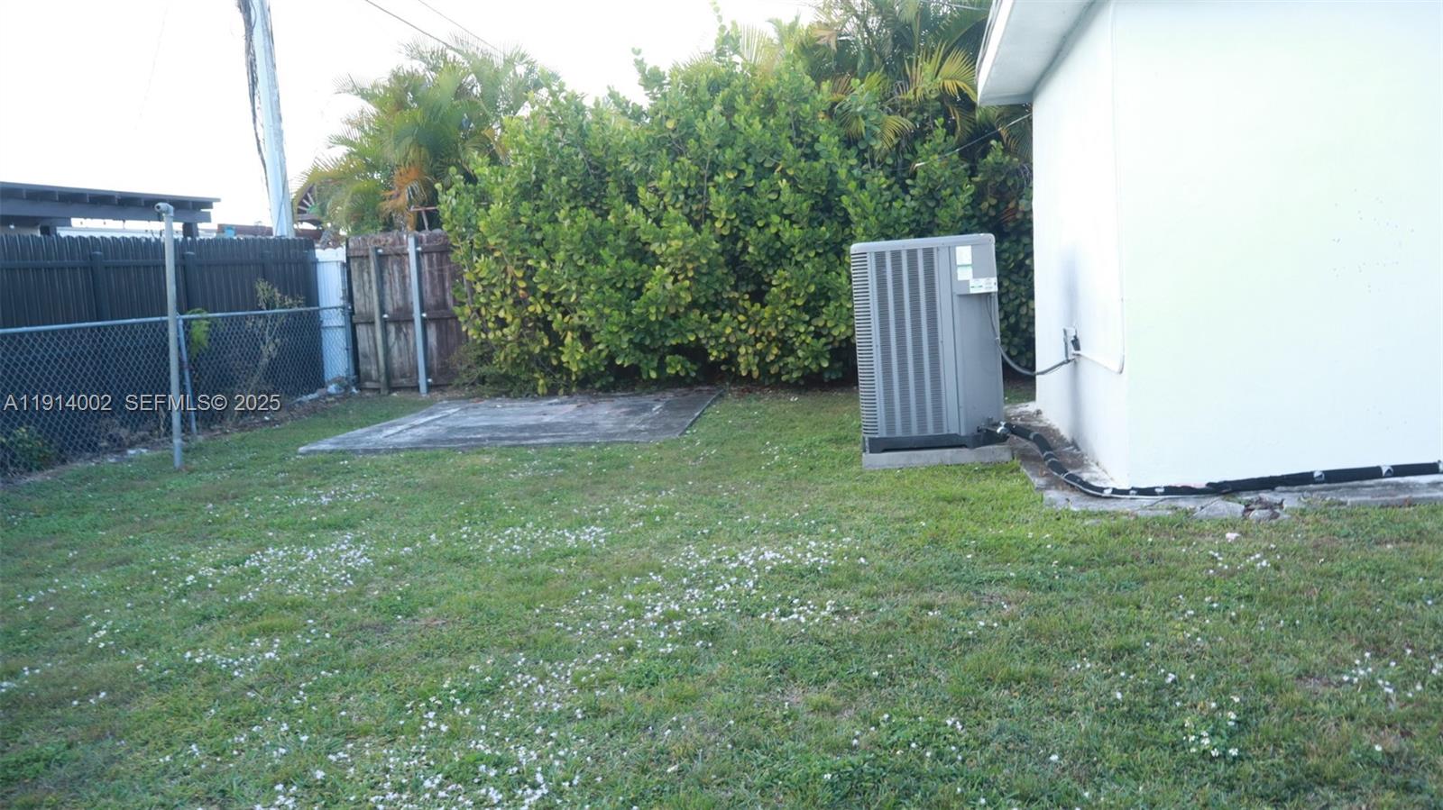 2914 Southwest 92nd Court Miami, FL 33165 - Photo 36 of 37 a view of a backyard