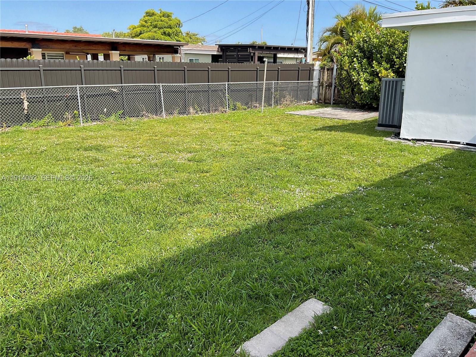2914 Southwest 92nd Court Miami, FL 33165 - Photo 38 of 39 a view of a backyard