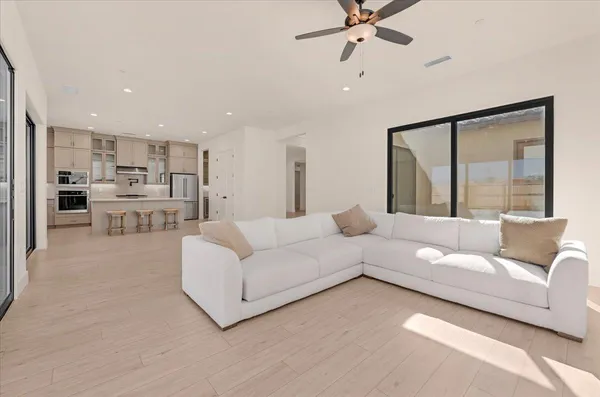$825,000 | 1023 Beaver Pond Loop, Madera, CA 93636