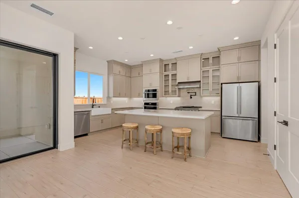 $825,000 | 1023 Beaver Pond Loop, Madera, CA 93636