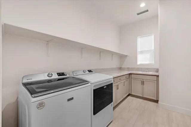 $875,000 | 1023 Beaver Pond Loop, Madera, CA 93636