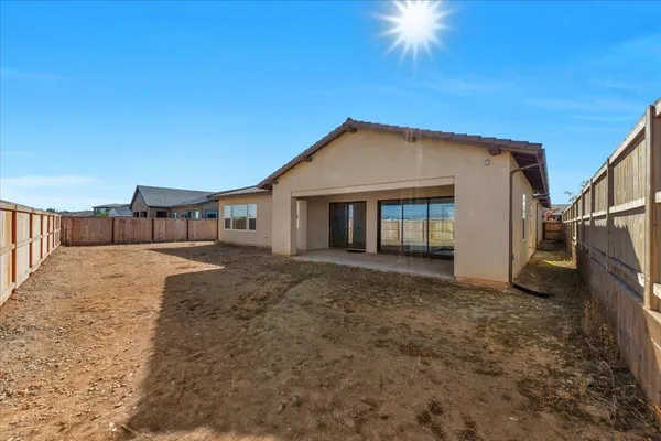 $825,000 | 1023 Beaver Pond Loop, Madera, CA 93636