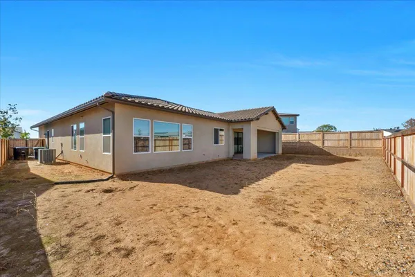 $825,000 | 1023 Beaver Pond Loop, Madera, CA 93636