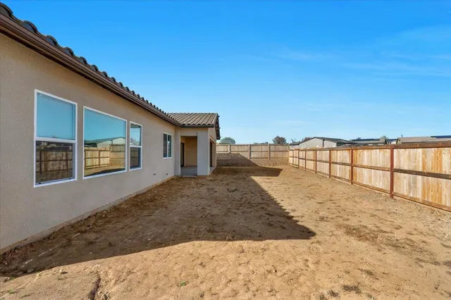 $875,000 | 1023 Beaver Pond Loop, Madera, CA 93636