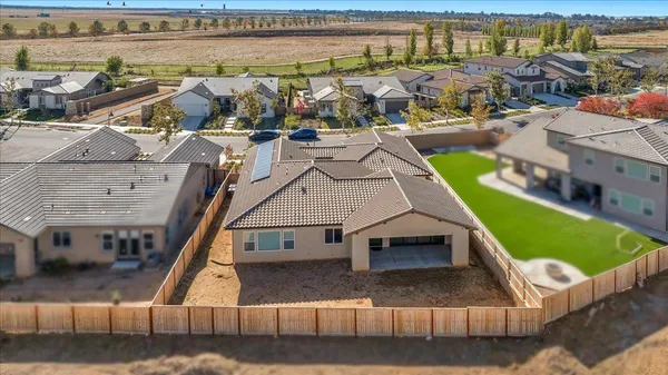 $825,000 | 1023 Beaver Pond Loop, Madera, CA 93636