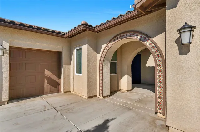 $875,000 | 1023 Beaver Pond Loop, Madera, CA 93636