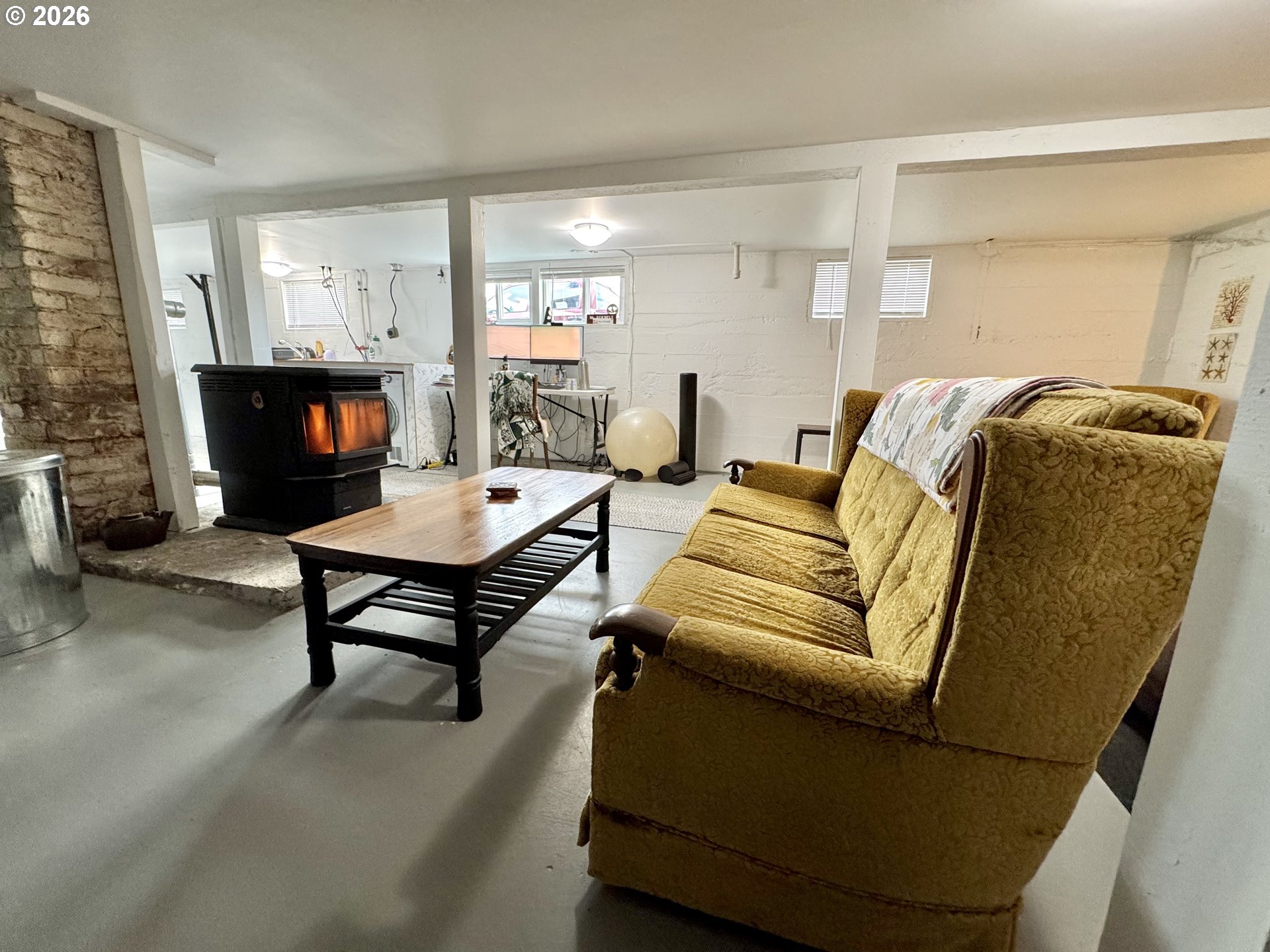 369 South 10th Street Coos Bay, OR 97420 - Photo 31 of 48