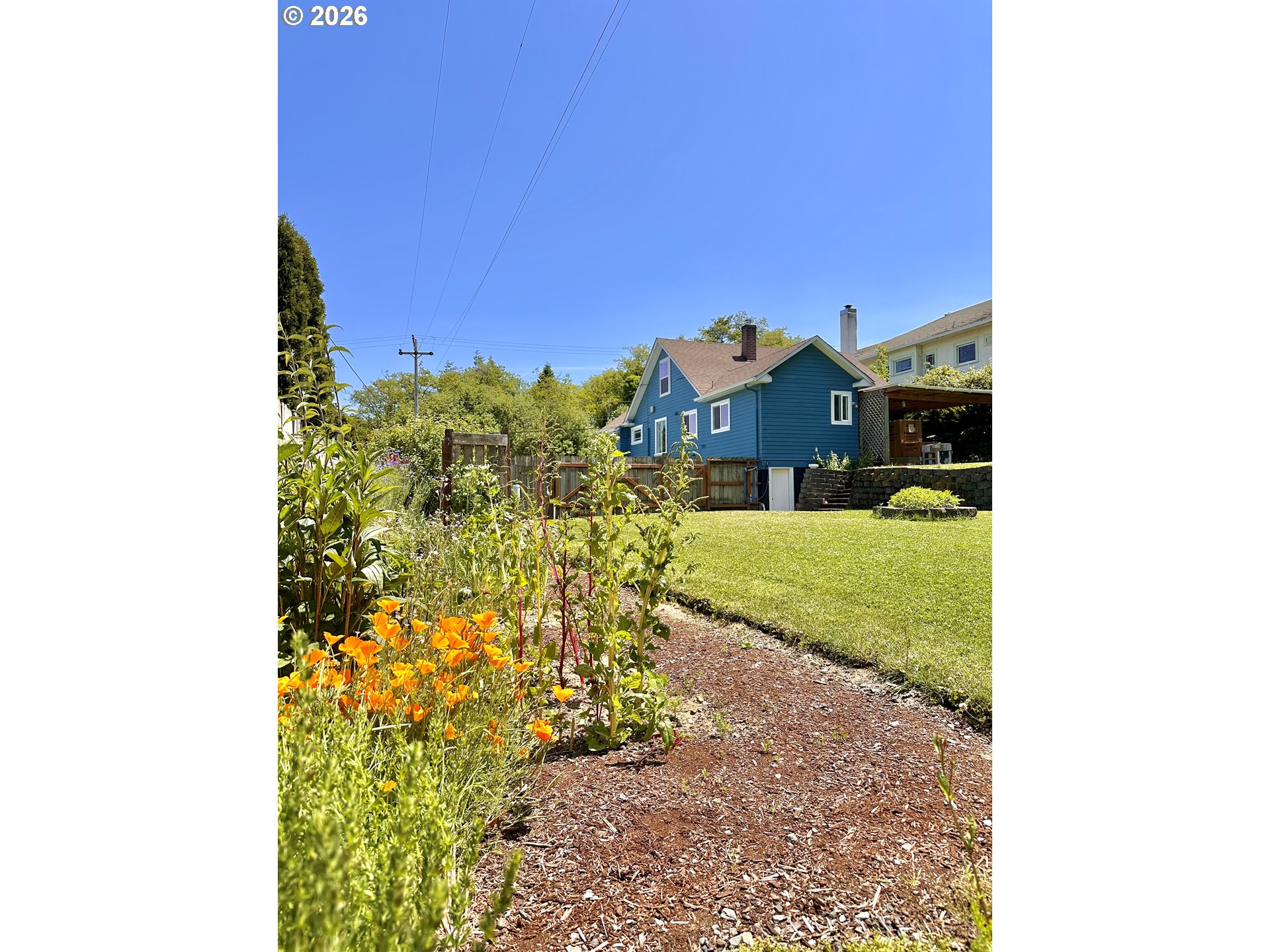 369 South 10th Street Coos Bay, OR 97420 - Photo 37 of 48