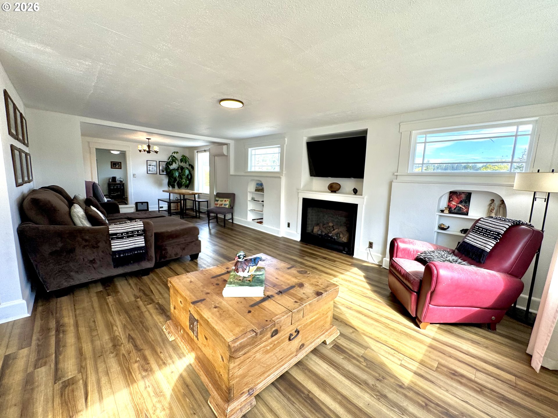 369 South 10th Street Coos Bay, OR 97420 - Photo 8 of 48