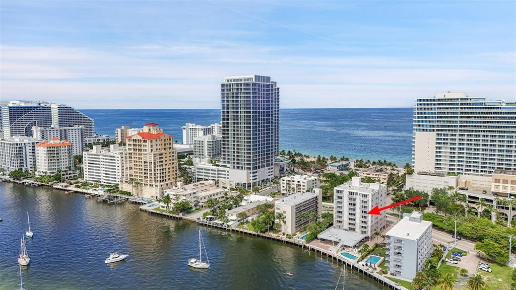 95 North Birch Road, Unit 301 Fort Lauderdale, FL 33304 - Photo 37 of 54 Photo 37