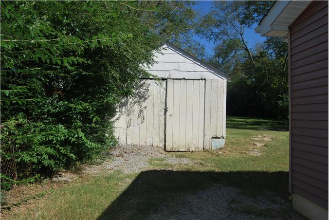 605 Neelys Bend Road Madison, TN 37115 - Photo 5 of 15