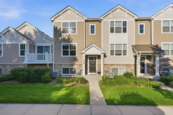 $362,000 | 176 Goldenrod Drive, Elgin, IL 60124
