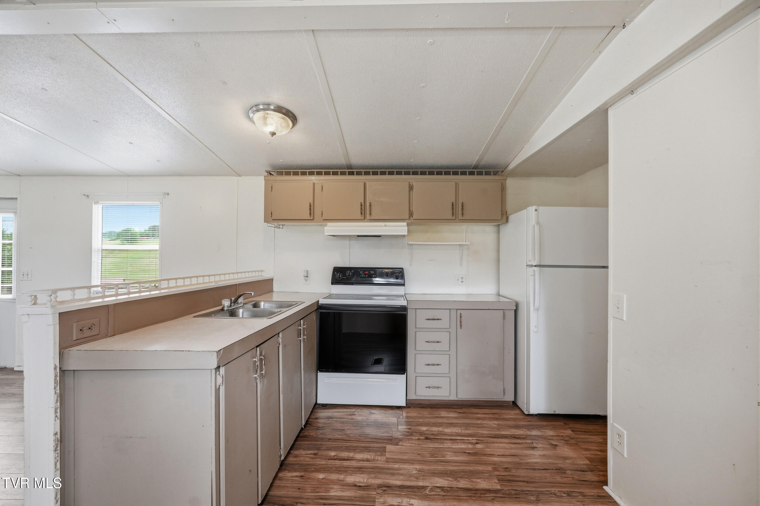 184 Harmony Road Jonesborough, TN 37659 - Photo 8 of 33 33_220 harmony rd-57