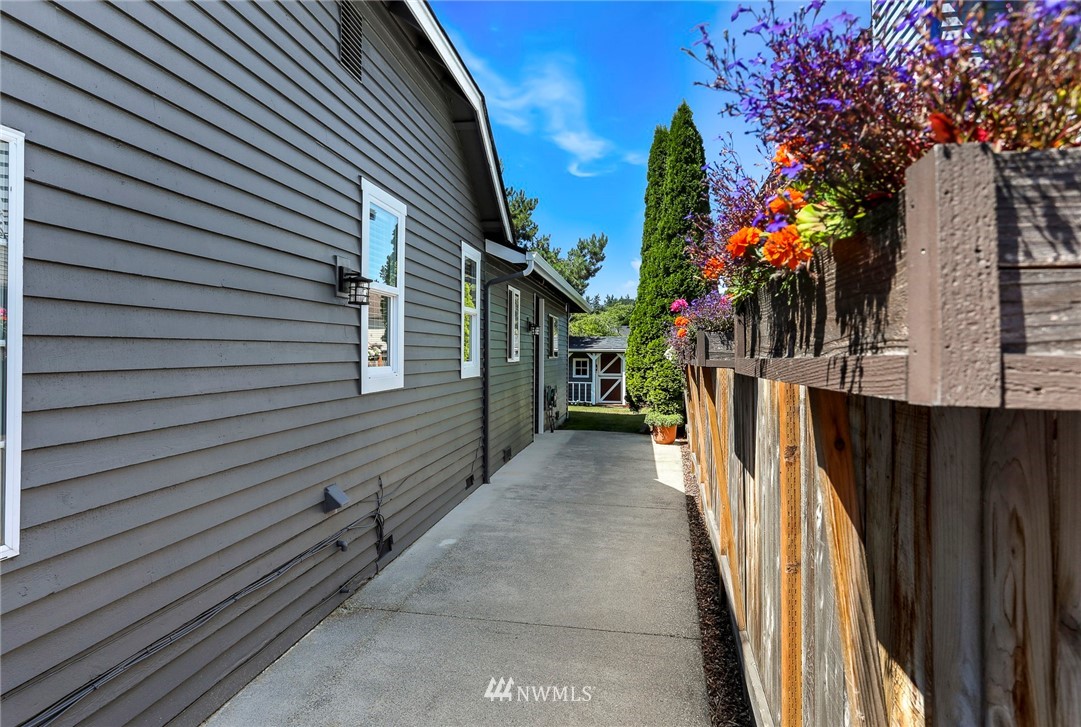 23024 13th Place West Bothell, WA 98021 - Photo 30 of 38