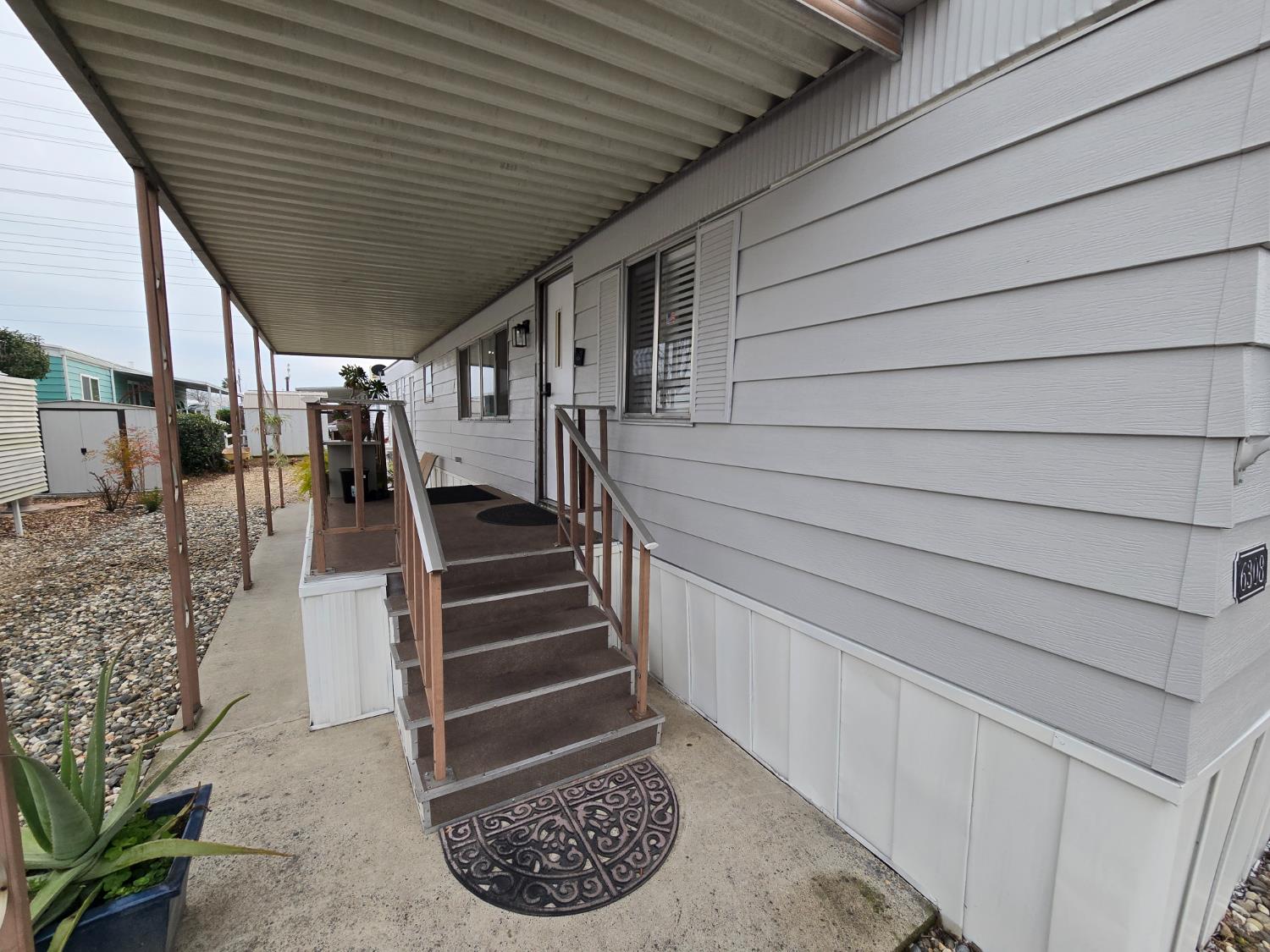 6308 Senator Lane, Unit 53 Sacramento, CA 95828 - Photo 6 of 33