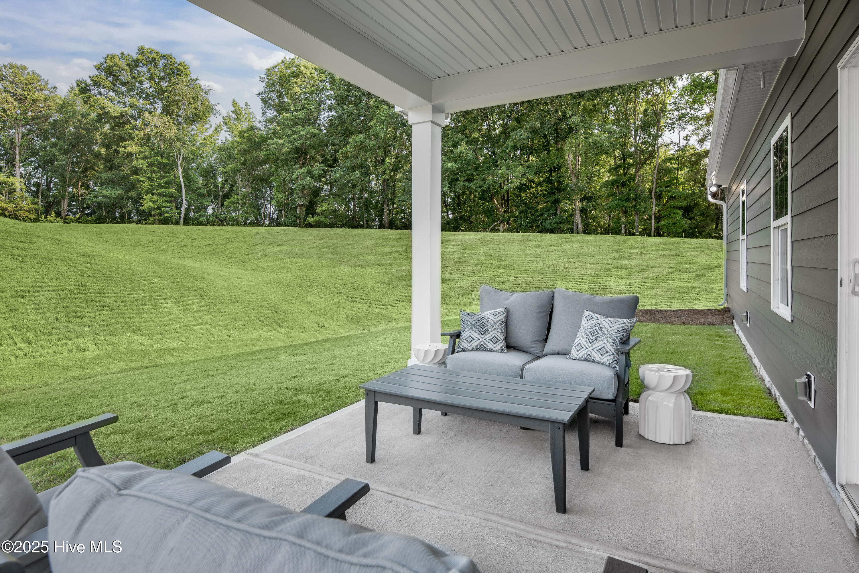 4033 Farmfield Drive Navassa, NC 28451 - Photo 24 of 35 VM_ANDERSON_COTTAGE_GREEN_022