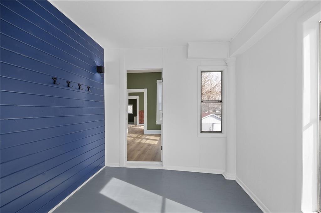 3111 Lafayette Street St. Joseph, MO 64507 - Photo 4 of 33