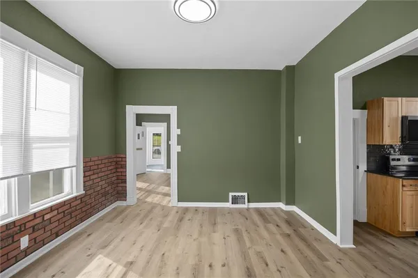 $159,900 | 3111 Lafayette Street, St. Joseph, MO 64507