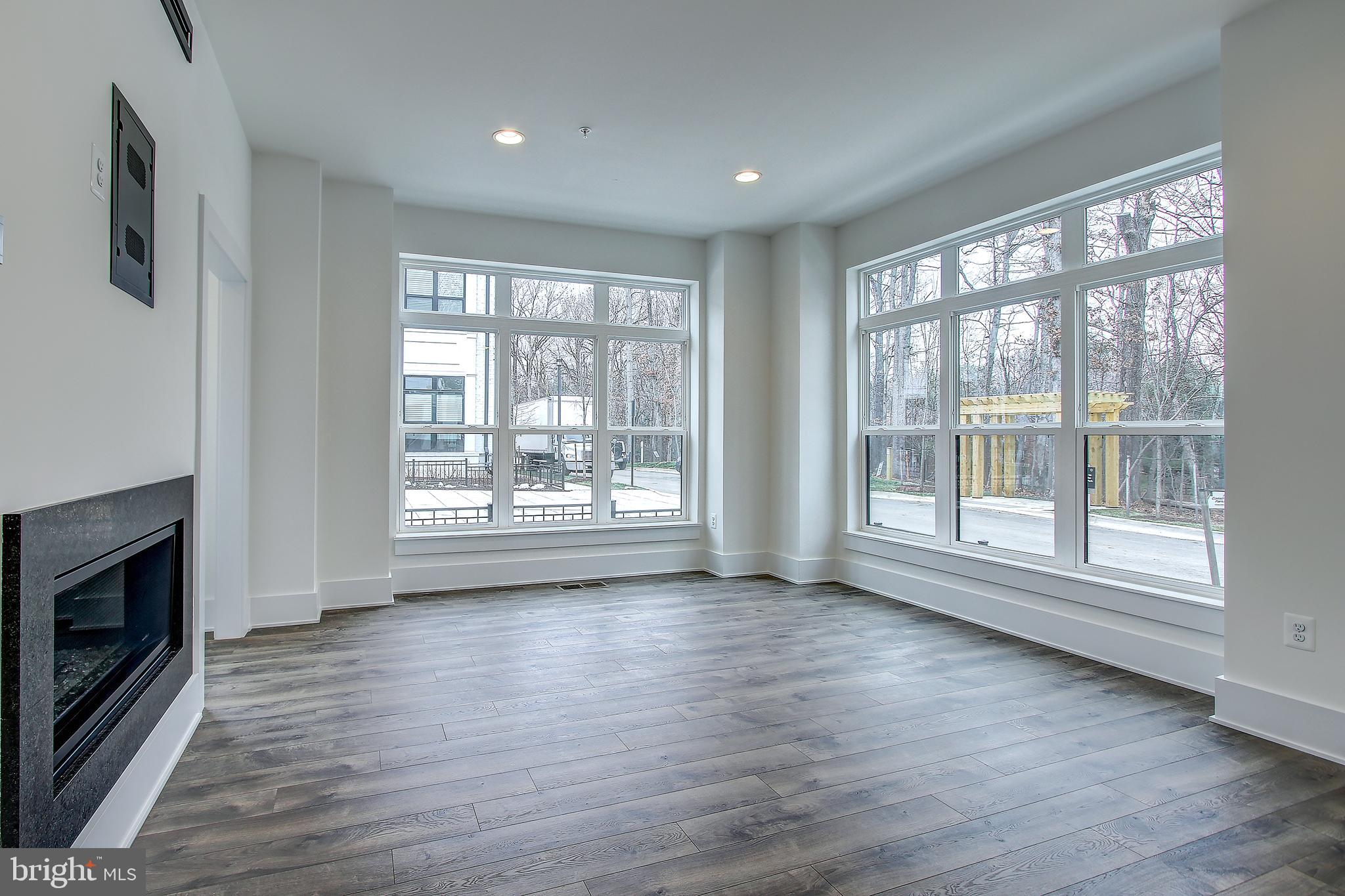 11320 Emerald Park Road Potomac, MD 20854 - Photo 14 of 43