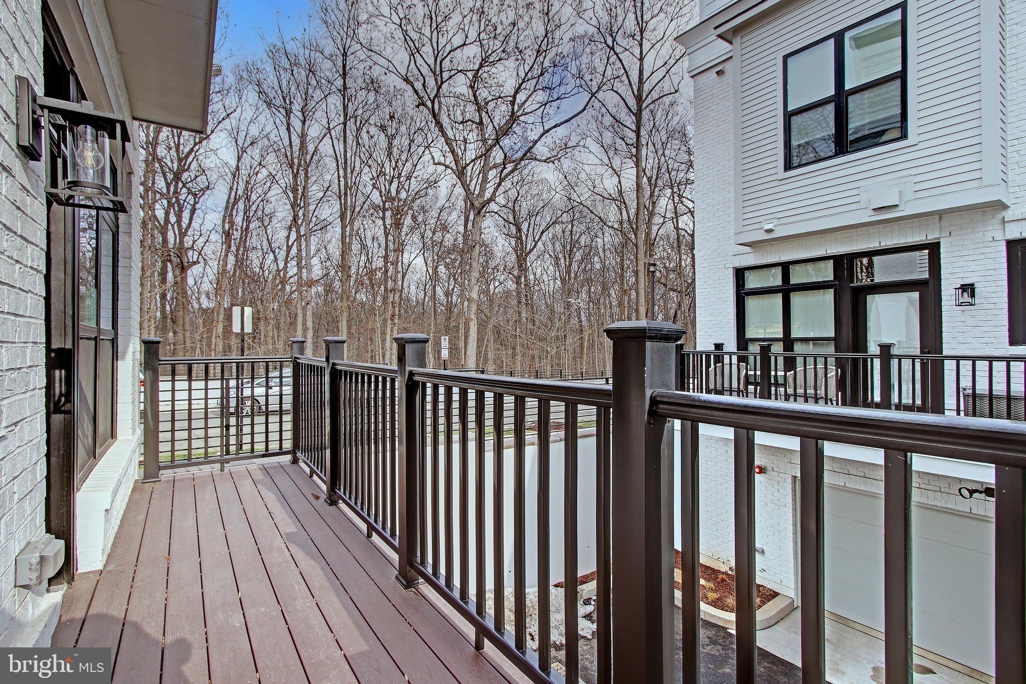 11320 Emerald Park Road Potomac, MD 20854 - Photo 18 of 43