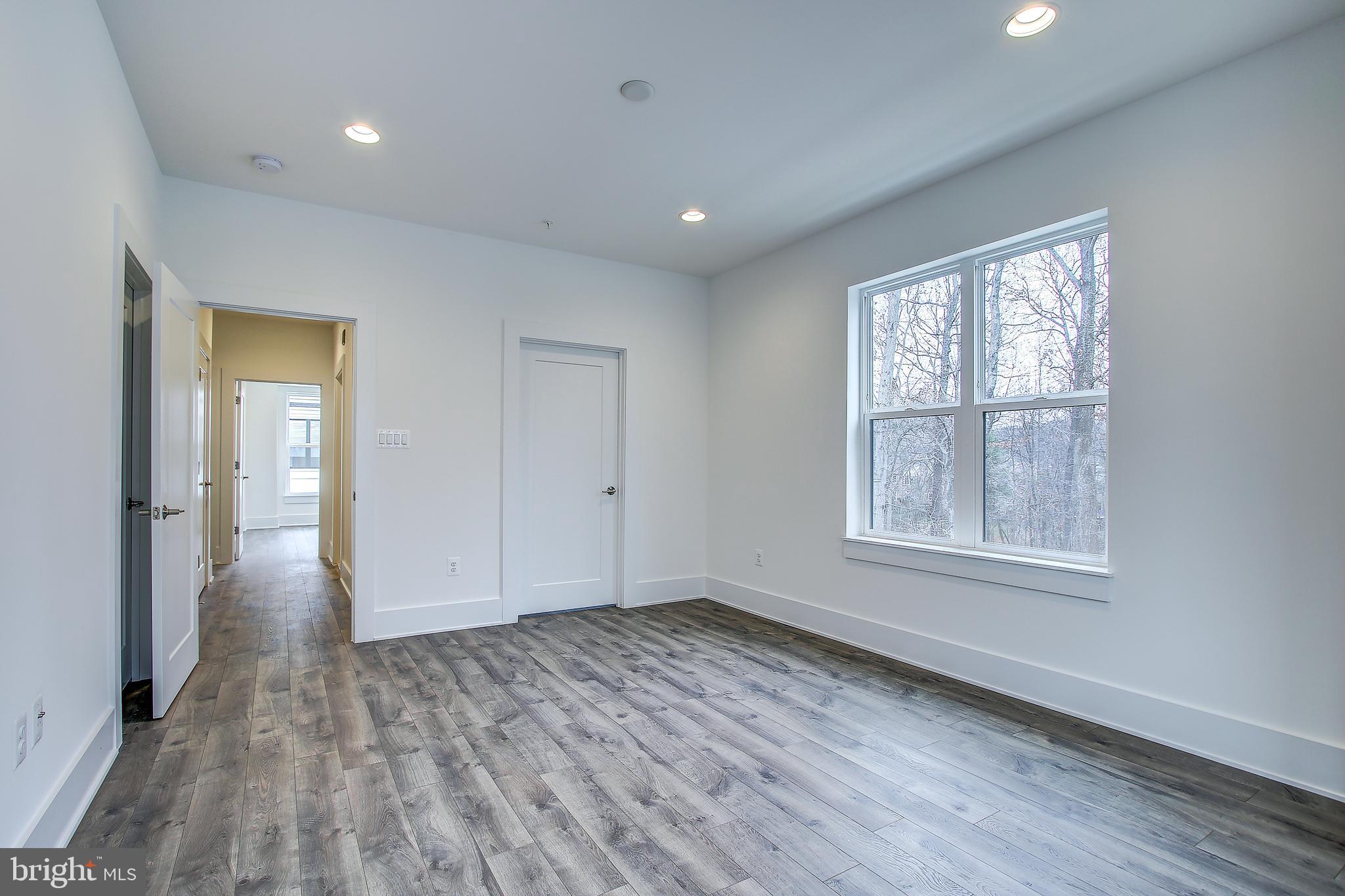 11320 Emerald Park Road Potomac, MD 20854 - Photo 23 of 43