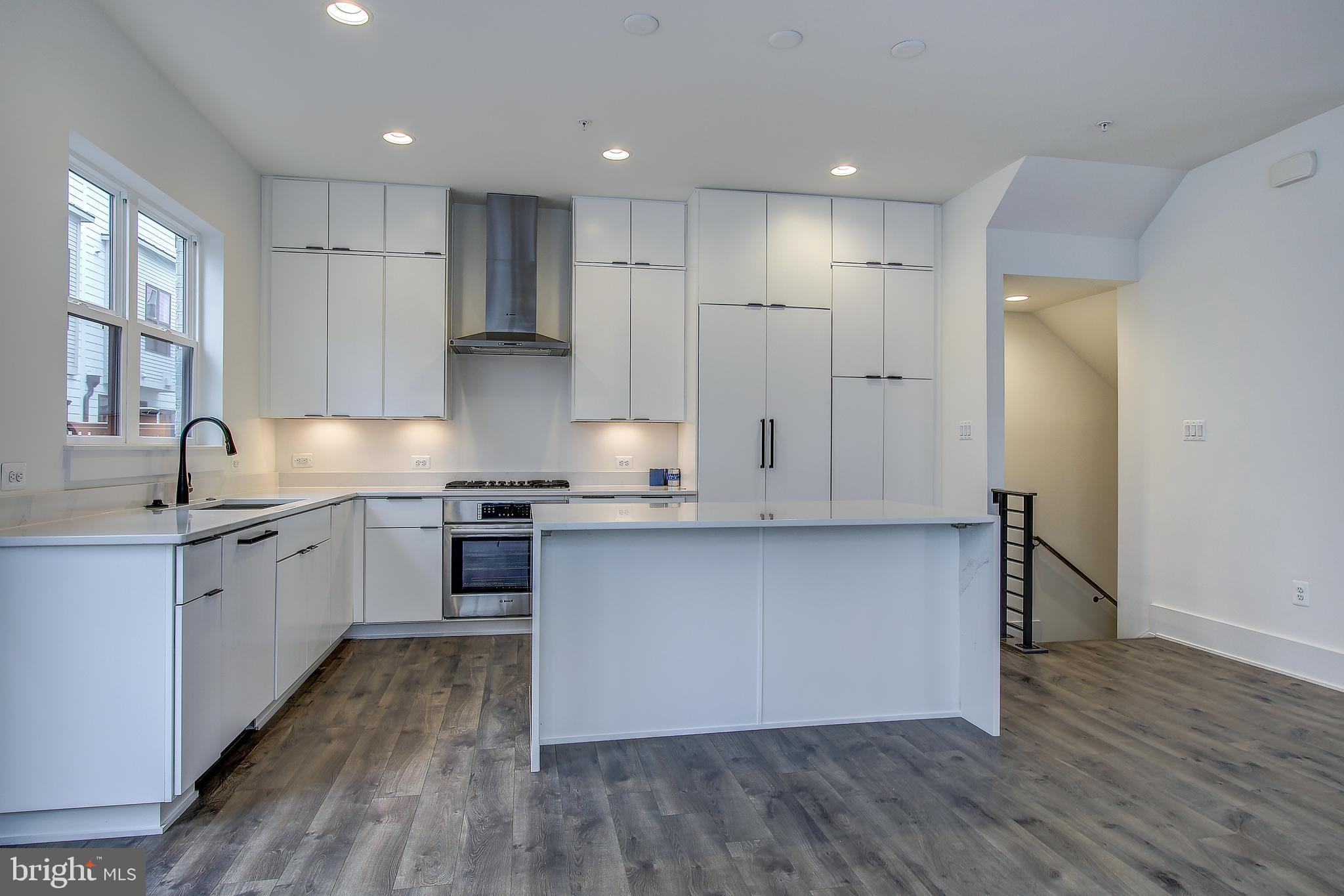 11320 Emerald Park Road Potomac, MD 20854 - Photo 9 of 43