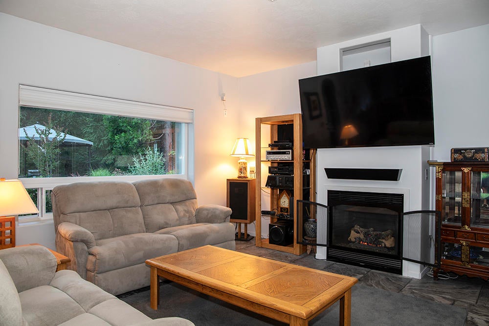 8566 Deer Creek Road Selma, OR 97538 - Photo 13 of 74 13