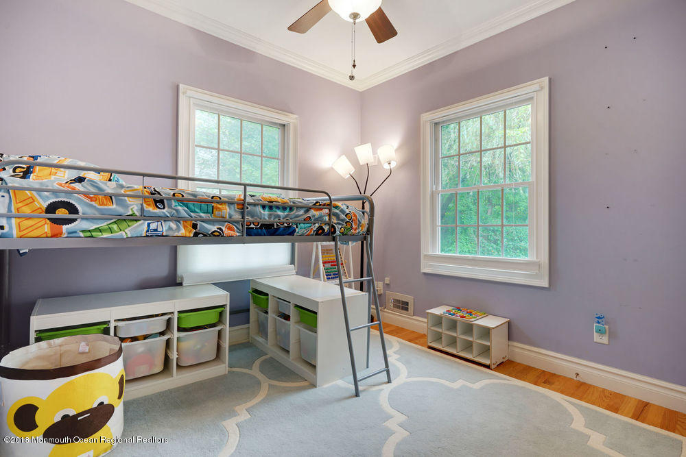 111 E Road Middletown, NJ 07718 - Photo 21 of 37 026_dsc05211-dsc05215