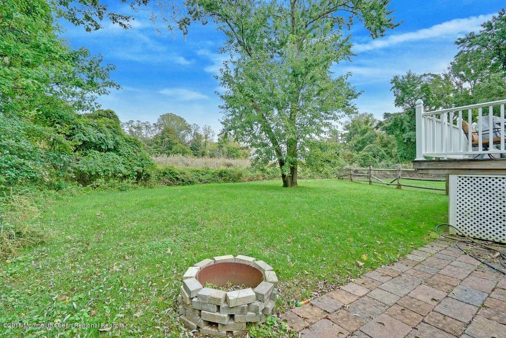 111 E Road Middletown, NJ 07718 - Photo 34 of 37 040_dsc05116-dsc05120