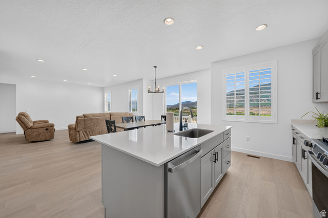 931 South Tanner Road Santaquin, UT 84655 - Photo 13 of 43