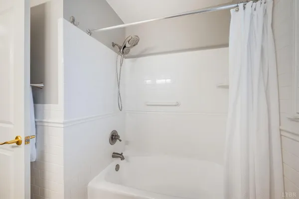 $585,000 | 1726 Three Otters Road, Bedford, VA 24523