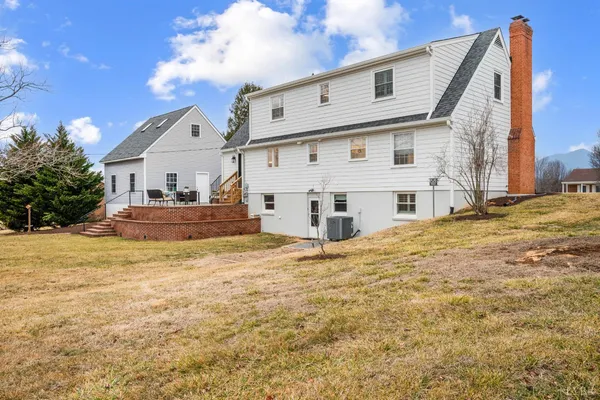 $585,000 | 1726 Three Otters Road, Bedford, VA 24523