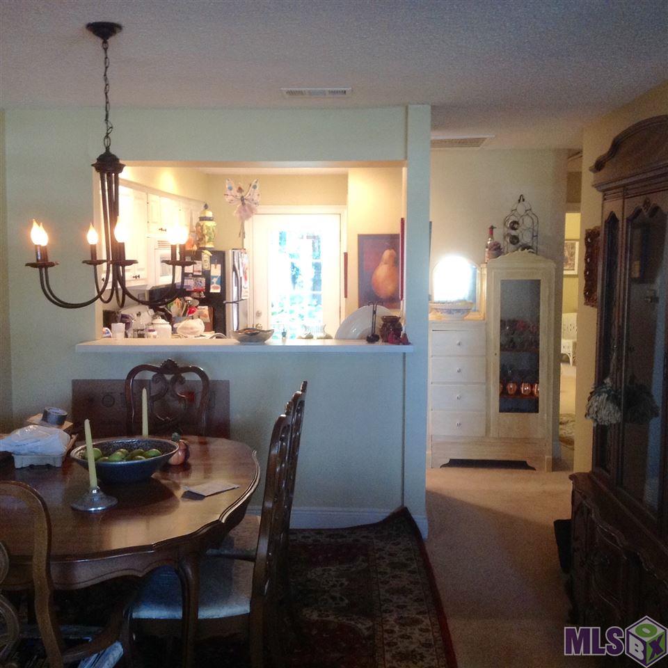 3953 Partridge Lane Baton Rouge, LA 70809 - Photo 8 of 19 dining into kitchen