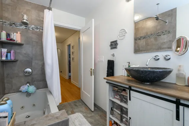 $789,900 | 4111 North Woodburn Street, Unit 4113, Shorewood, WI 53211