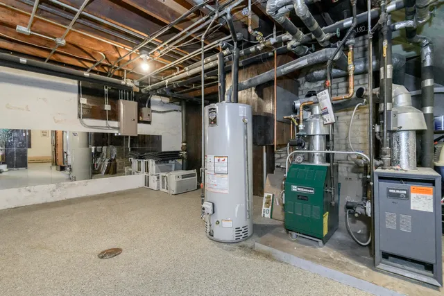 $789,900 | 4111 North Woodburn Street, Unit 4113, Shorewood, WI 53211