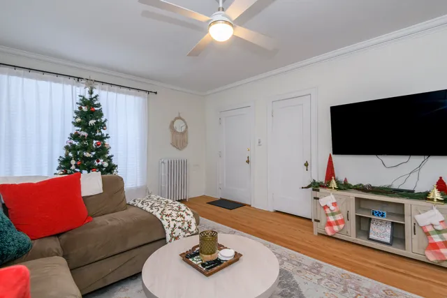 $789,900 | 4111 North Woodburn Street, Unit 4113, Shorewood, WI 53211